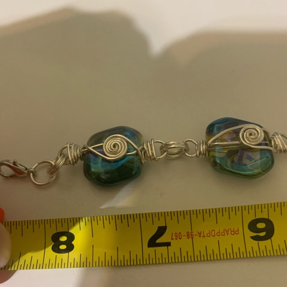 Wire wrapped sea glass link bracelet - Picture 3 of 3
